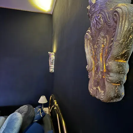 Esclusive アパート *