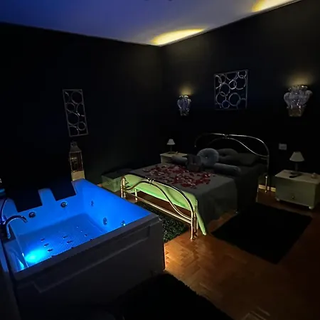 Esclusive アパート コマッキオ