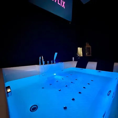 アパート Esclusive *