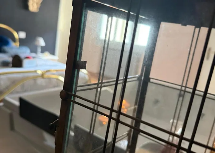 Esclusive * Комаккьо